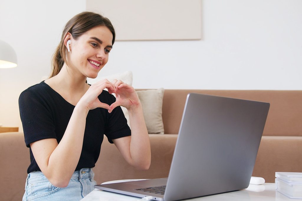 Kaliteli Sohbet Odası